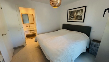 Resa Estates Ibiza Cala Tarida sea views apartment te koop bedroom .jpeg